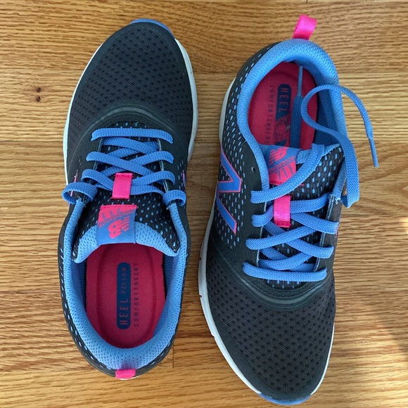 New Balance 711 Heel Pillow Comfort Running Sneaker - Picture 10 of 10